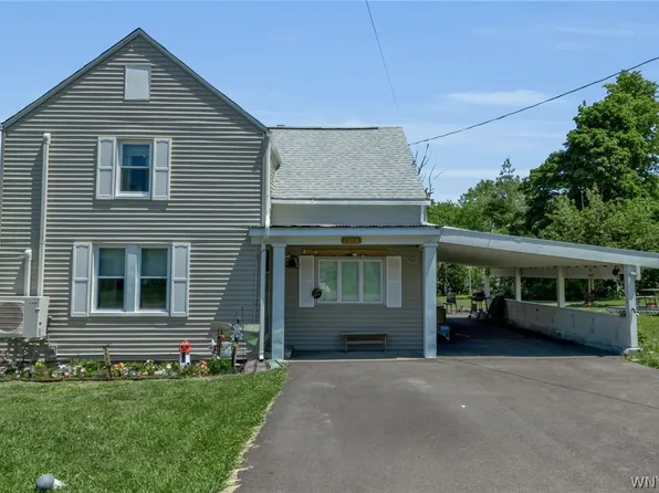 2688 Ferndale Ave, Hamburg, NY 14075