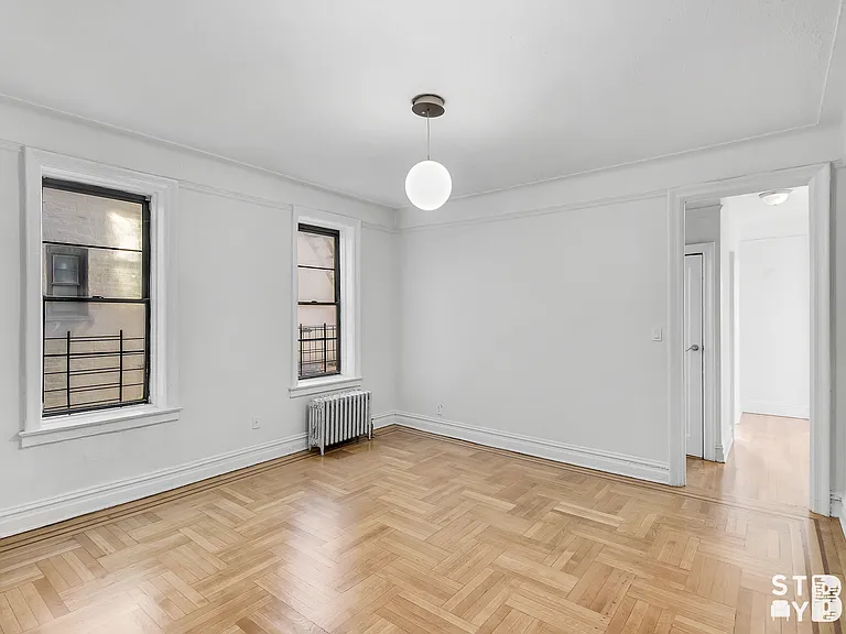 400 Clinton Ave #2D — Photo 1