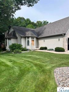 1511 Pleasant View Dr, North Mankato, MN, 56003