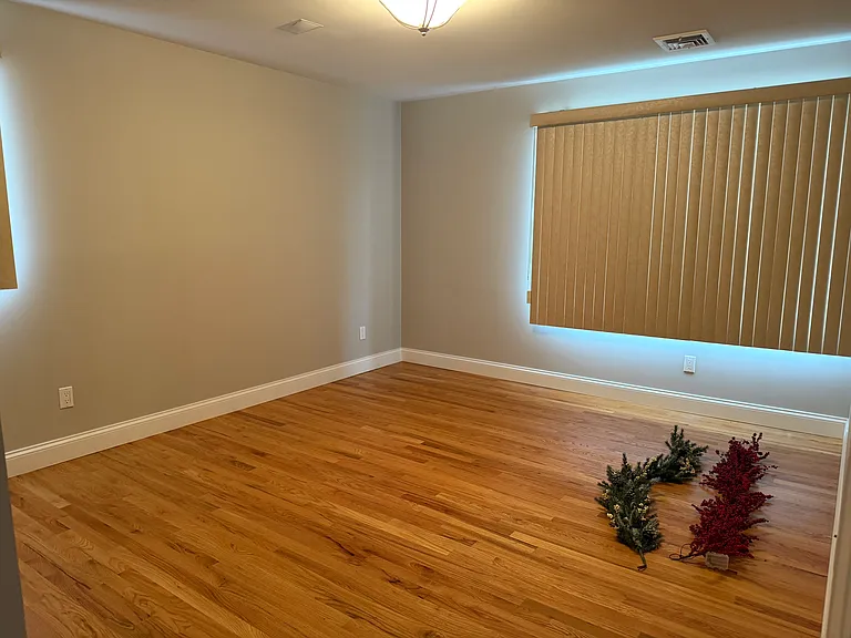 24208 Hillside Ave #2 — Photo 7