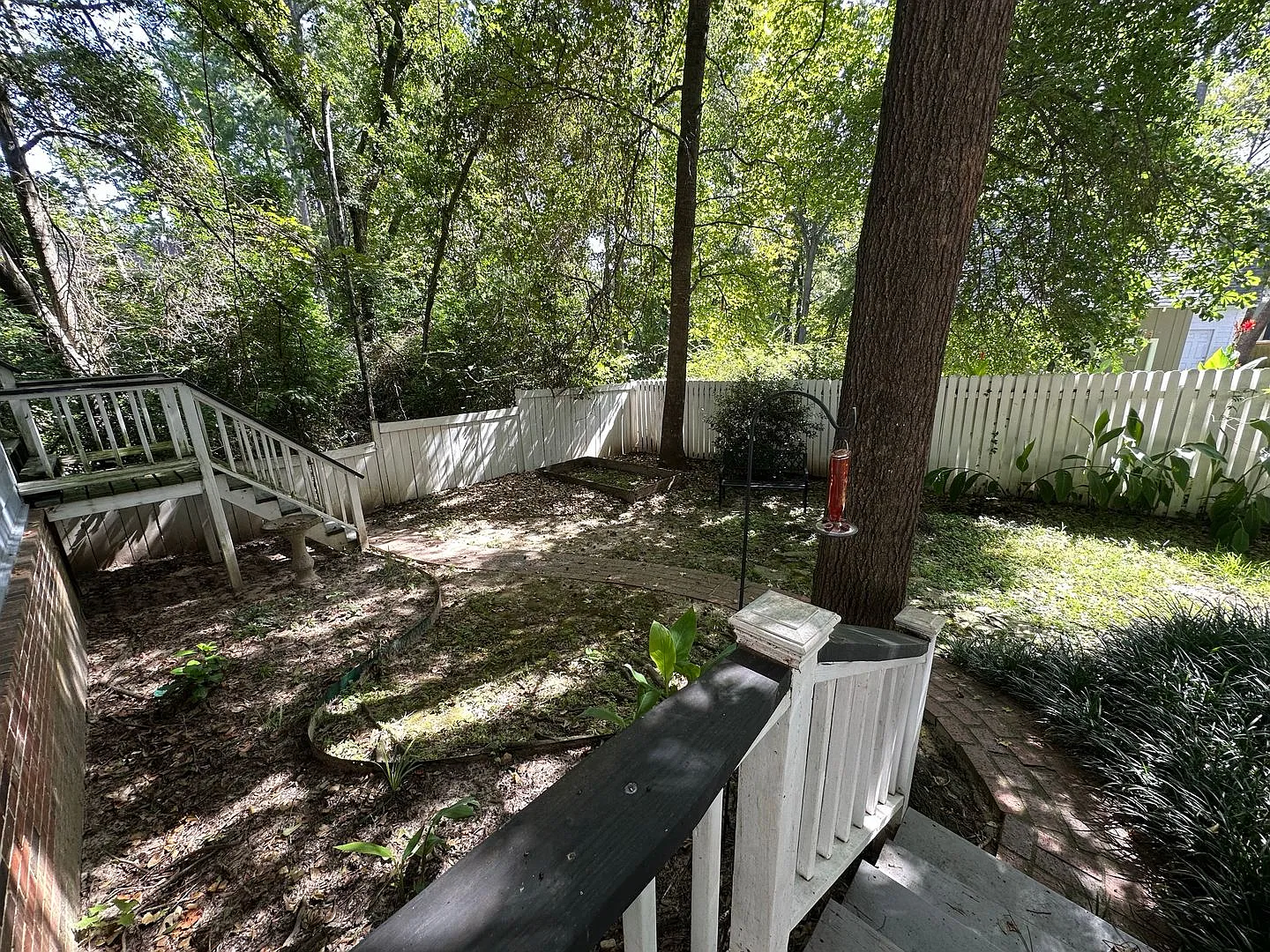 3934 Hanover Pl — Photo 2