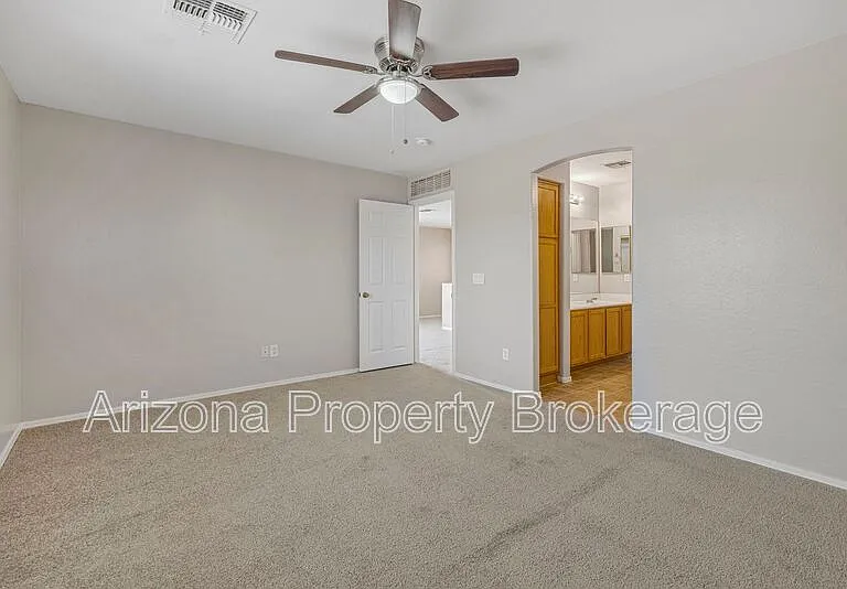 31567 N Cactus Dr — Photo 26