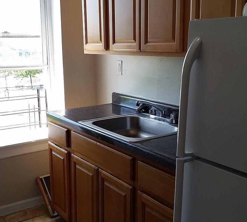 1st image of 2027 Pacific St APT 2H