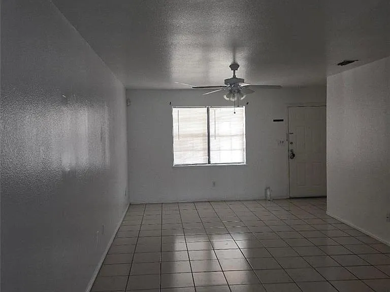 1612 Orange Ave #4 — Photo 11