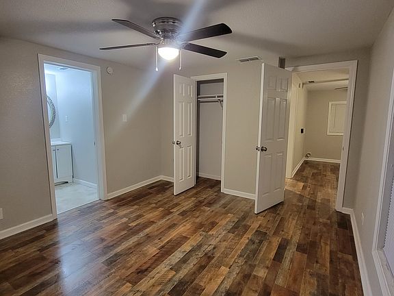 5th image of 3019 N Grand Ave