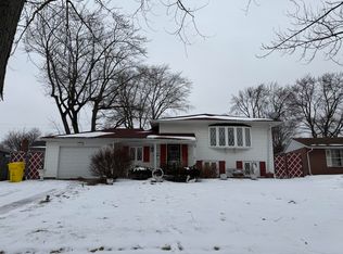 1412 N Dwiggins St, Griffith, IN 46319