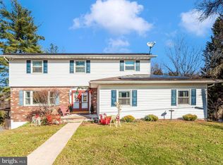 664 Geneva Dr, Westminster, MD 21157