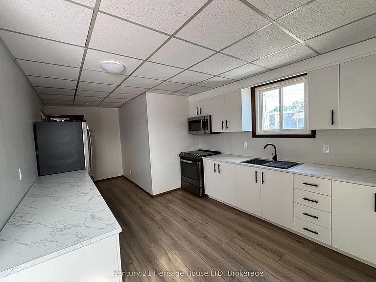 7 Klauck St #1 — Photo 4