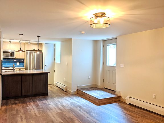 4th image of 1218 N Washington St #7