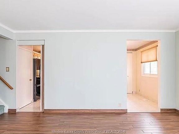 4th image of 1528 Villa Maria Blvd N
