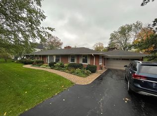1231 Linden Ln, Glenview, IL 60025