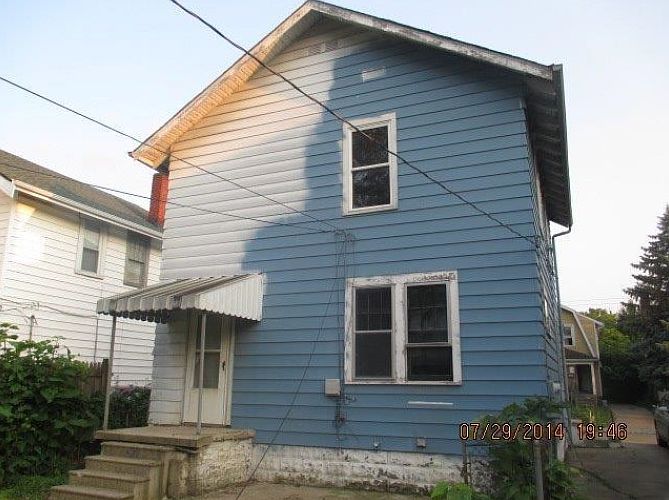 2nd image of 1460 24th Ave