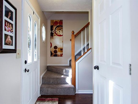 3rd image of 3842 Tara Brooke Way