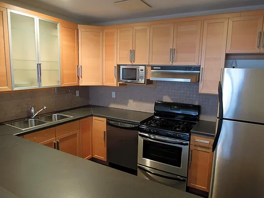 Rented by Keller Williams NYC | media 3