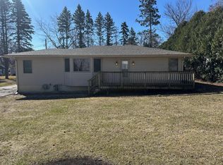 1727 Pheasant Ave, Twin Lakes, WI 53181
