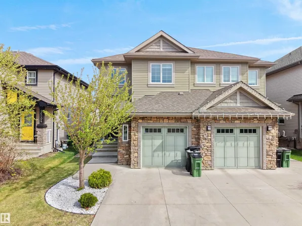 15926 10th Ave SW, Edmonton, AB T6W 2H1