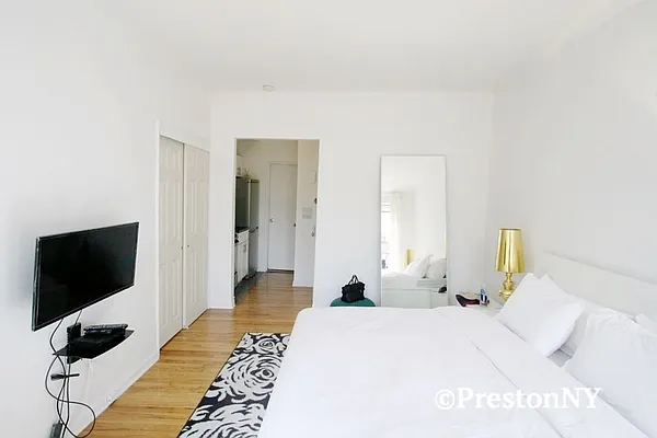 Rented by JM Preston Properties LLC | media 11