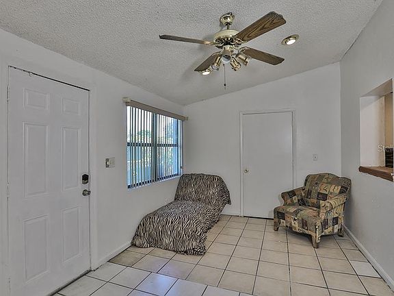 5th image of 5010 S 85th St