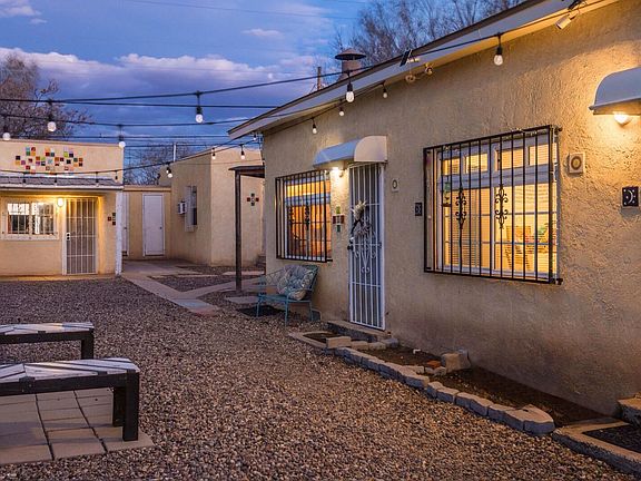 5th image of 220 Princeton Dr SE