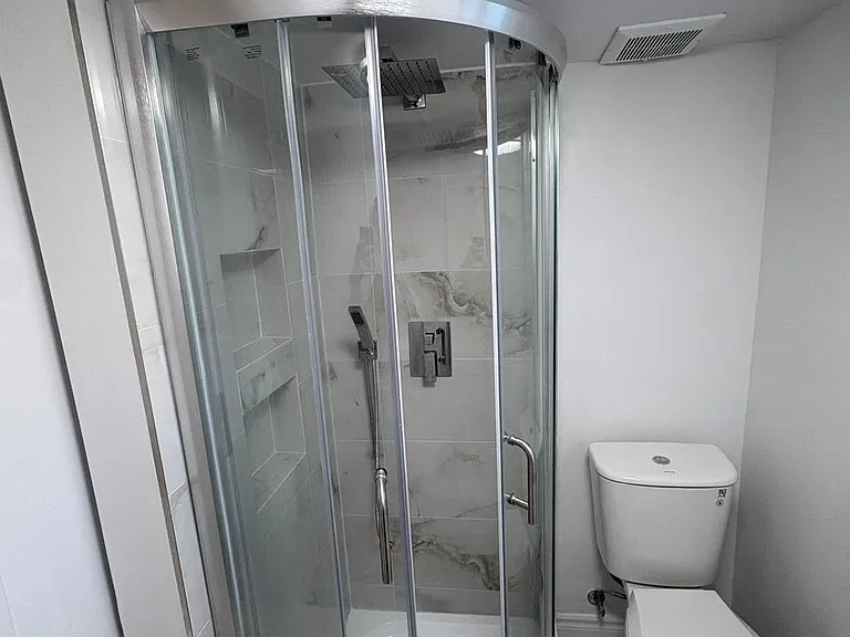 25 Garratt Blvd — Photo 7