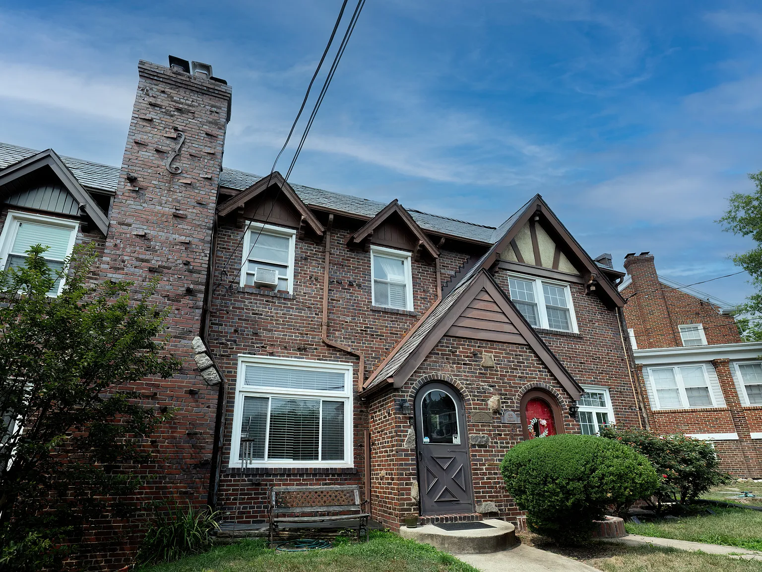 3 bed, 1376 sqft, $3,950 — Photo 3