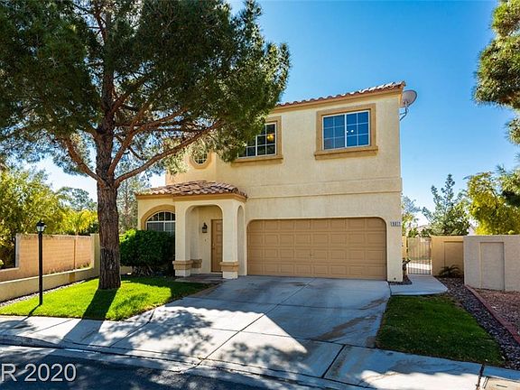 3rd image of 9011 Hollow Green Dr