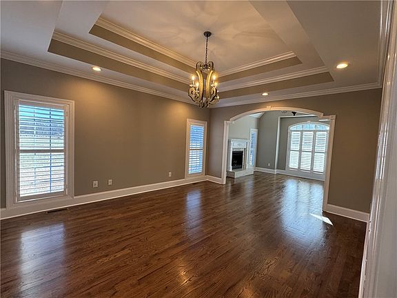 5th image of 1017 Omega Farms Ln