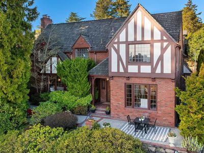 3419 E Laurelhurst Drive NE, Seattle, WA, 98105