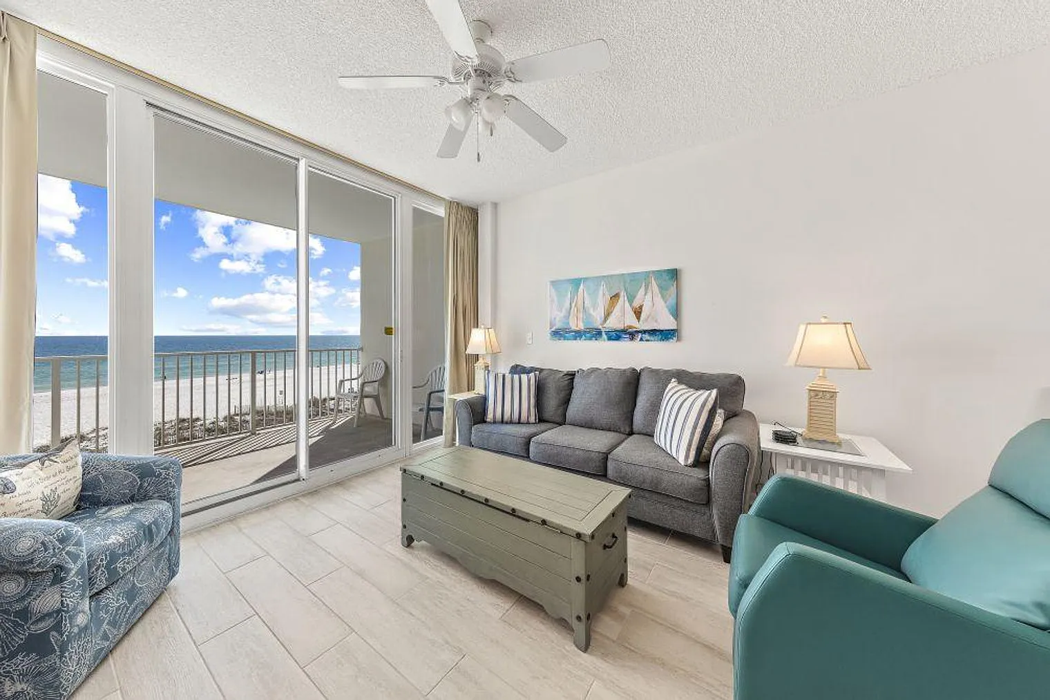3 bed, 2.0 bath, 1162 sqft, $4,865 — Photo 1