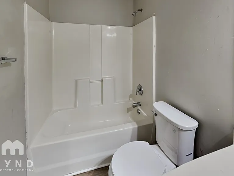 158 McArthur Dr — Photo 18