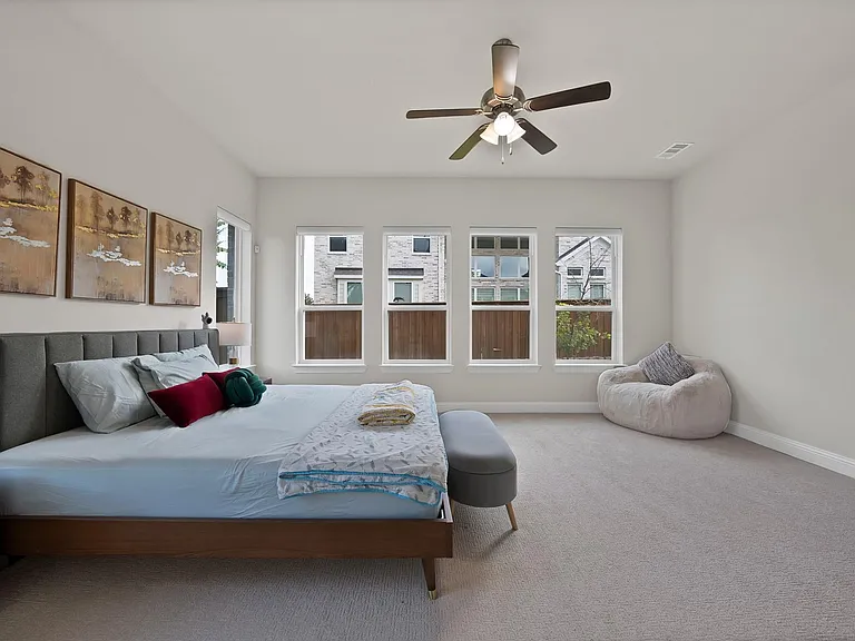 1616 Colonnade Ct — Photo 10