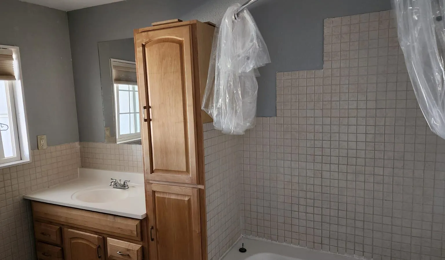 6 bed, 3000 sqft, $4,500 — Photo 1
