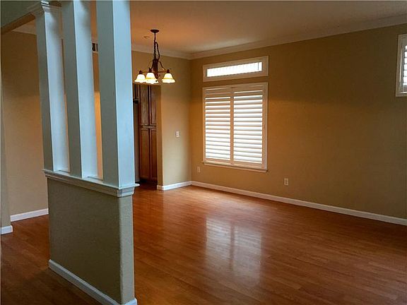 5th image of 973 Lusk Dr