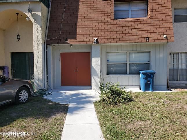 1st image of 6109R Tuscony Cir