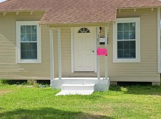 107 7th Ave N, Texas City, TX 77590