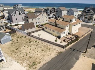 109 Georgian Dr, Mantoloking, NJ 08738