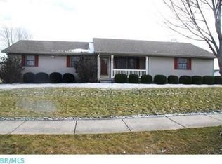 330 E High St, London, OH 43140