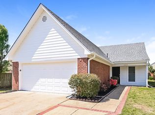 1207 Payton Dr N, Southaven, MS 38671