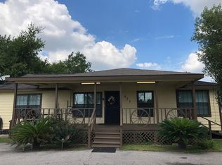 807 Genoa Red Bluff Rd, Pasadena, TX 77504