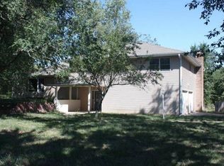 1292 N 900th Rd, Lawrence, KS 66047