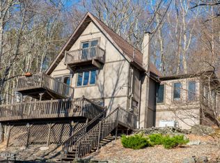 4184 Winchester Way, Bushkill, PA 18324