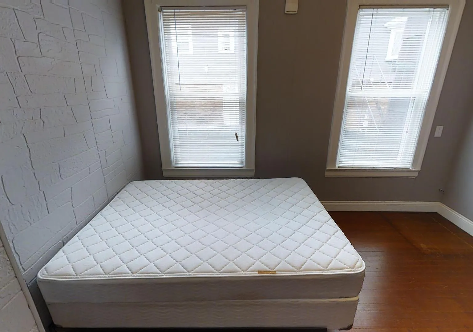 Studio, $1,150 — Photo 3