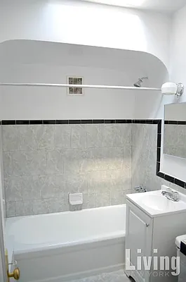 Rented by Living New York | media 4