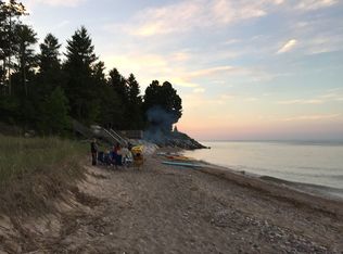 Parkside Rd, Two rivers, WI 54241