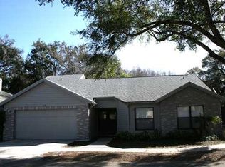 8102 Hathaway Dr, New Port Richey, FL 34654