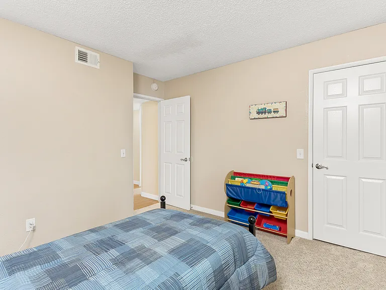 Quailpointe Apartments — Photo 36