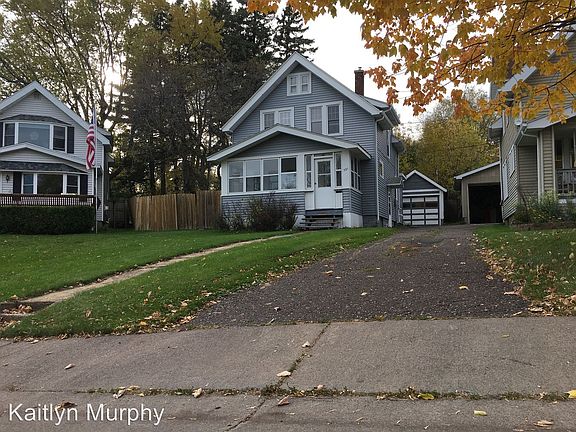 2nd image of 721 Lincoln Pkwy