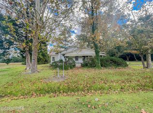 565 Elroy Mercer Rd, Chadbourn, NC 28431