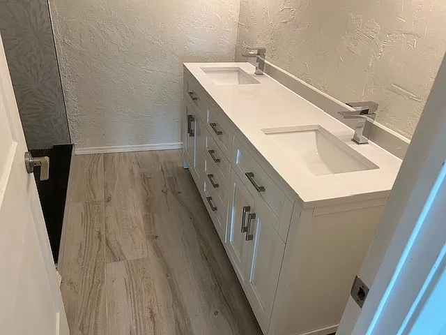 7400 Sunshine Skyway Ln S — Photo 9