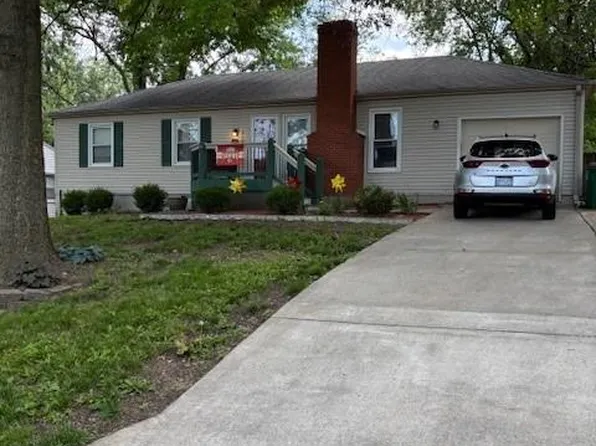 9105 W 95th Ter, Overland Park, KS 66212